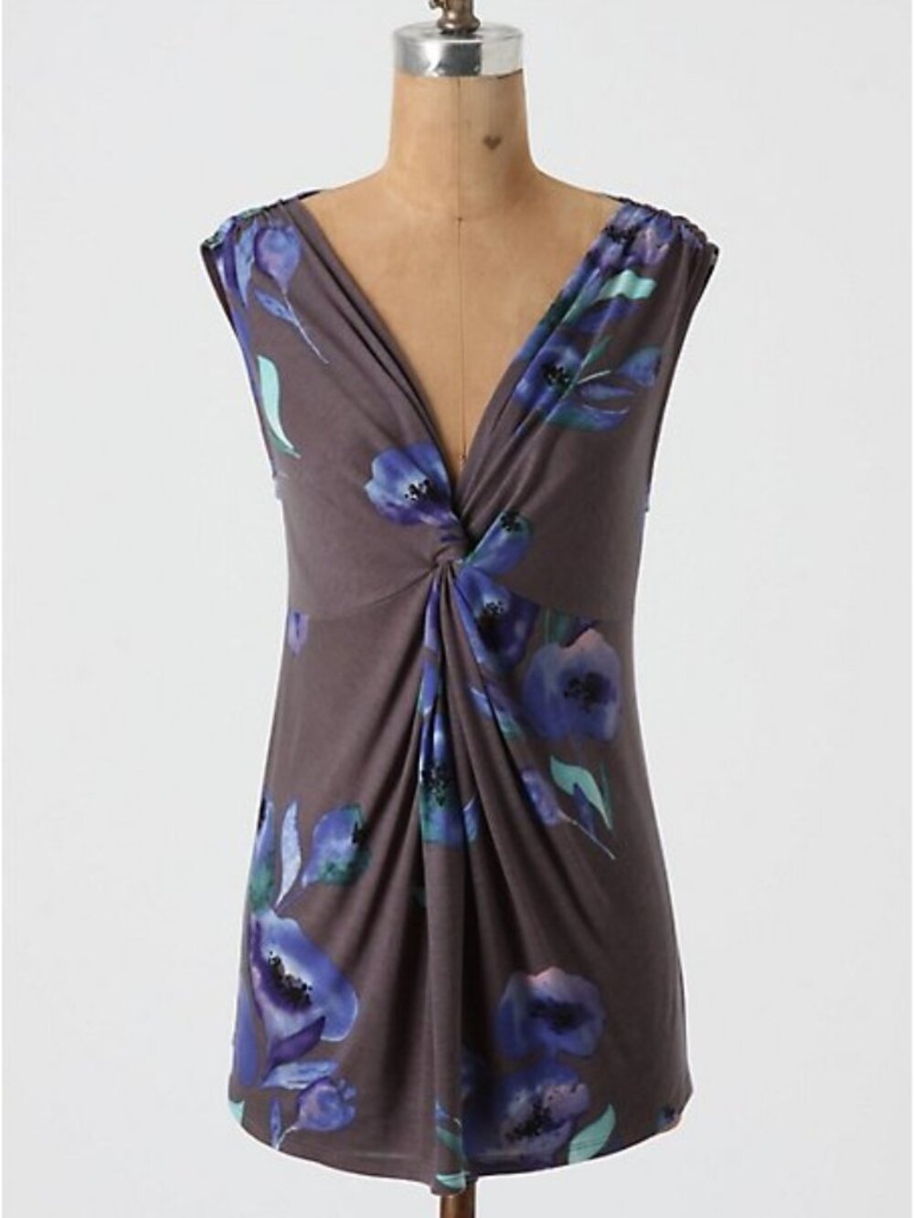 🐨Anthropologie NWT, M Grey Floral Ruched Top